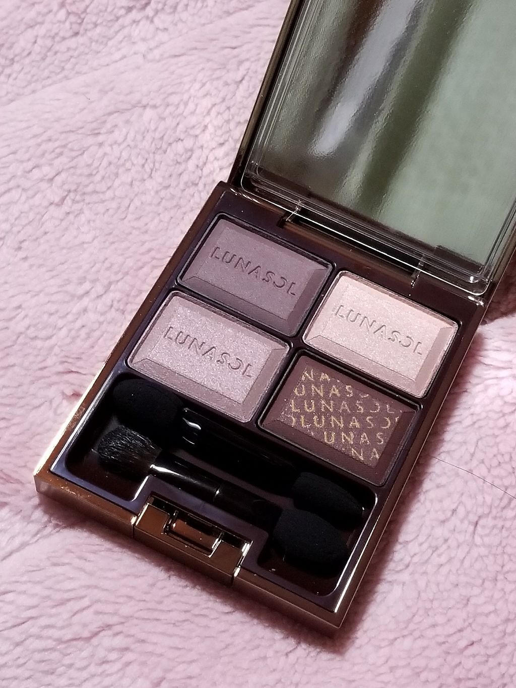 セレクション・ドゥ・ショコラアイズ/LUNASOL/アイシャドウパレットを使ったクチコミ(1枚目)