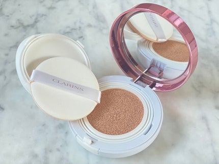 ブライトプラス ブライトニング クッションファンデーション/CLARINS/クッションファンデーションを使ったクチコミ(2枚目)