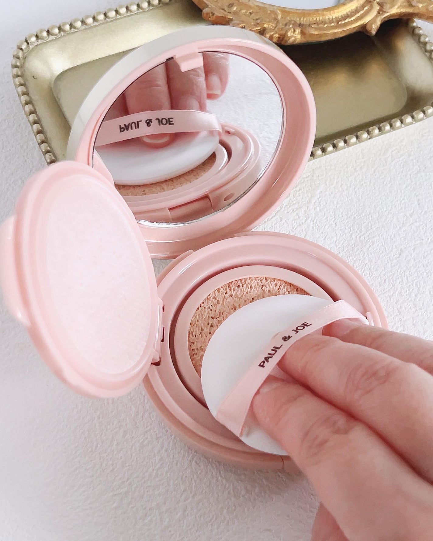 シースルー ヴェール コンパクト/PAUL & JOE BEAUTE/ファンデーションを使ったクチコミ(5枚目)