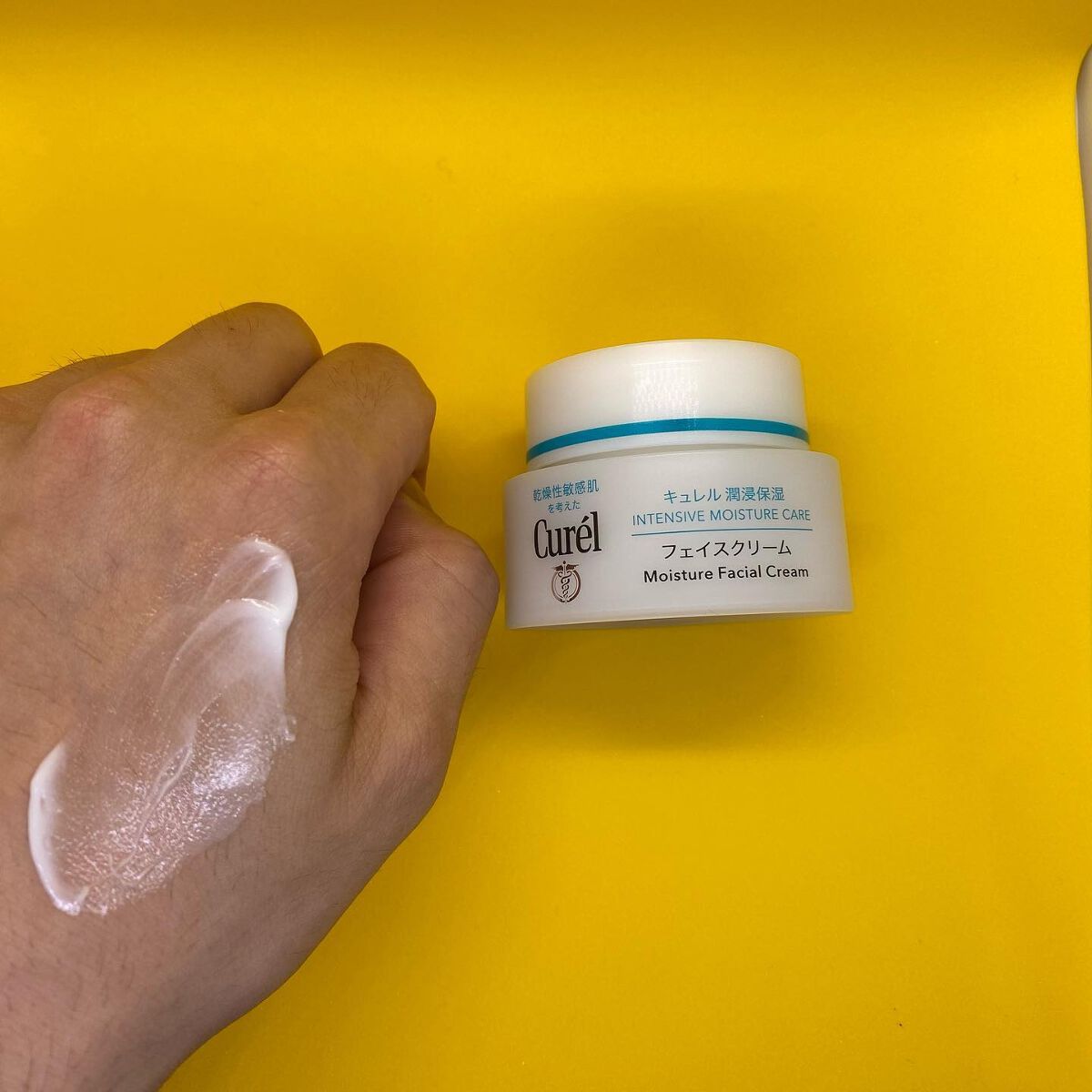 Suið¬ïœãã©ãã100% on LIPS ãæœ€æµžä¿æ¹¿ãã§ã€ã¹ã¯ãªãŒã ãã¿ã€ããªãïŒãã£ãšãã®ã³ãä¿æ¹¿ã¯ãªãŒ..ãïŒ5æç®ïŒ