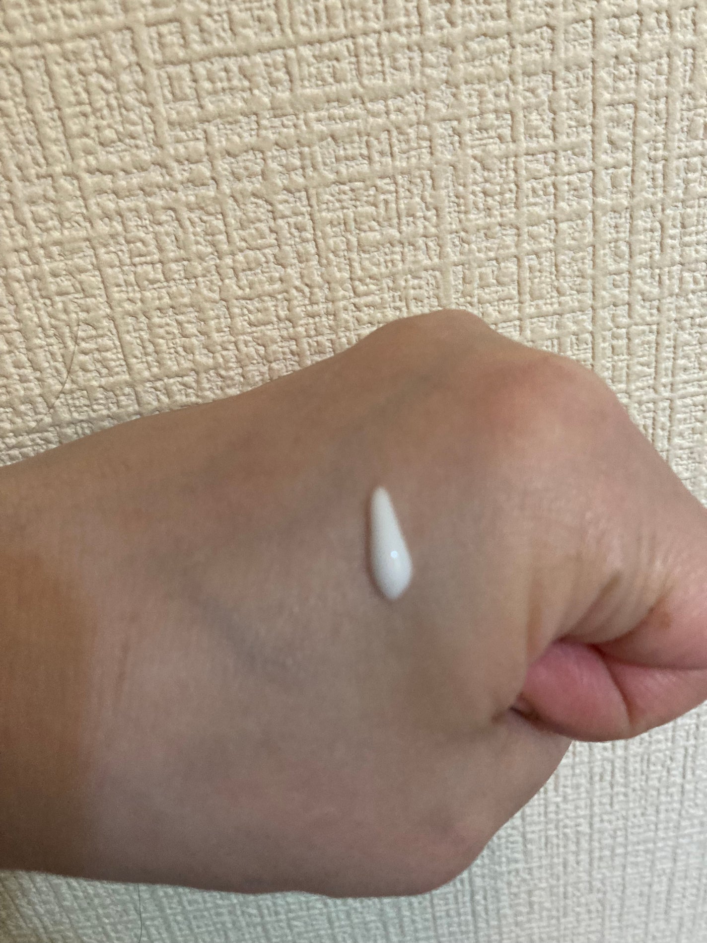 WHITE VEIL ブライトセラムUV/WHITE VEIL/日焼け止めローションを使ったクチコミ(3枚目)