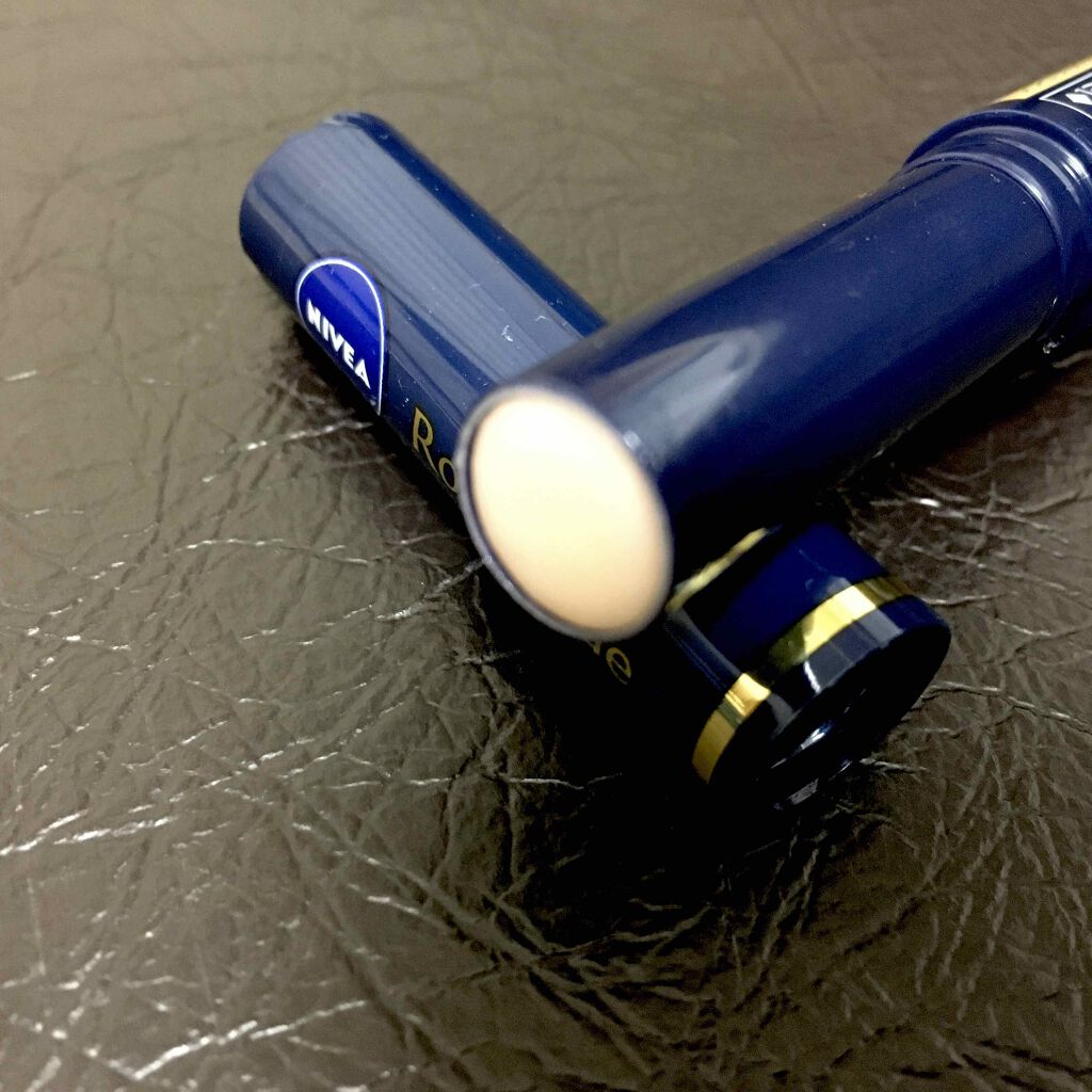 ニベア ロイヤルブルーリップ しっとりなめらかタイプ/ニベア/リップクリームを使ったクチコミ(2枚目)