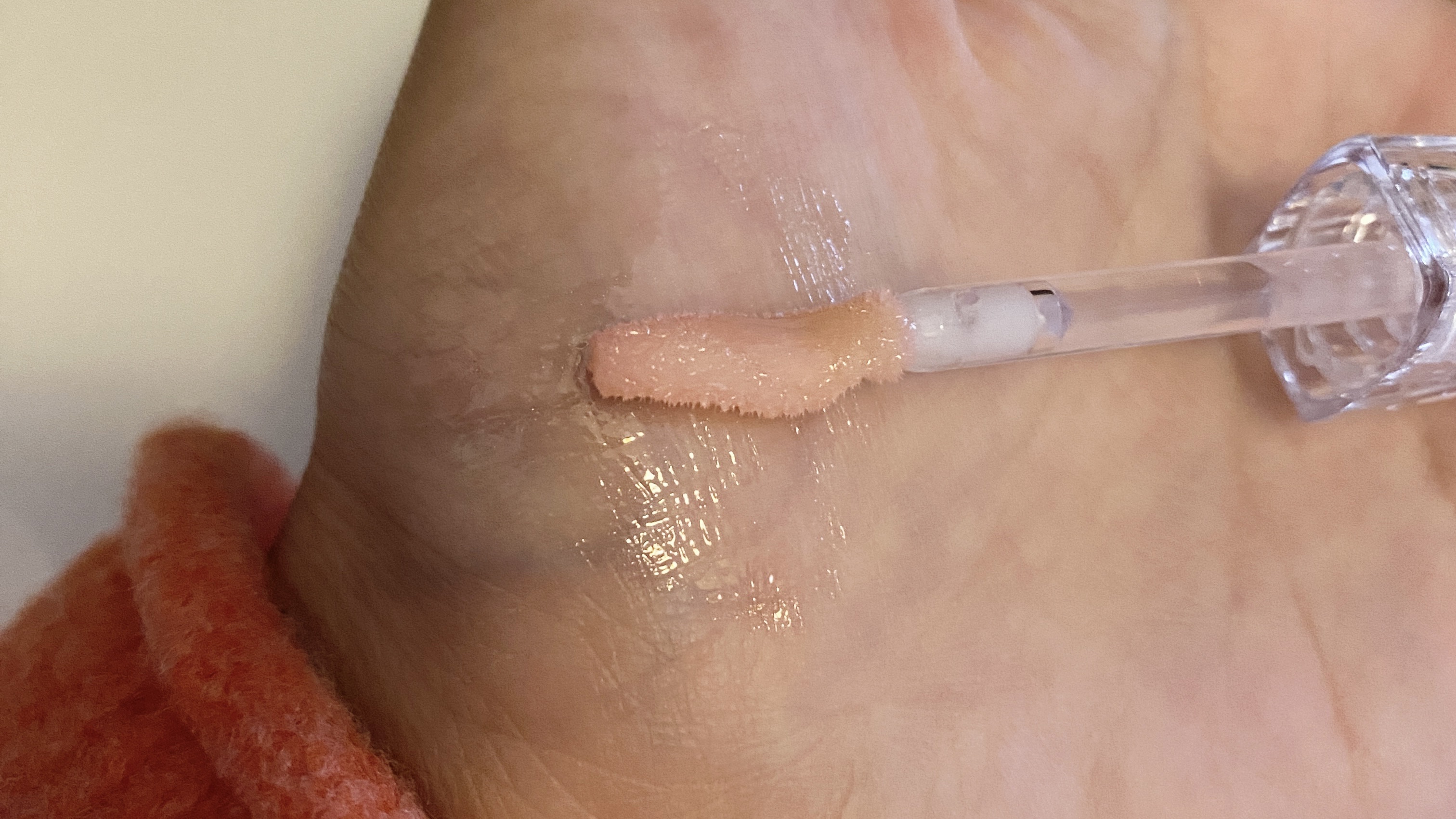 38°C / 99°F リップトリートメント (リップ美容液)/UZU BY FLOWFUSHI/リップケアを使ったクチコミ（3枚目）