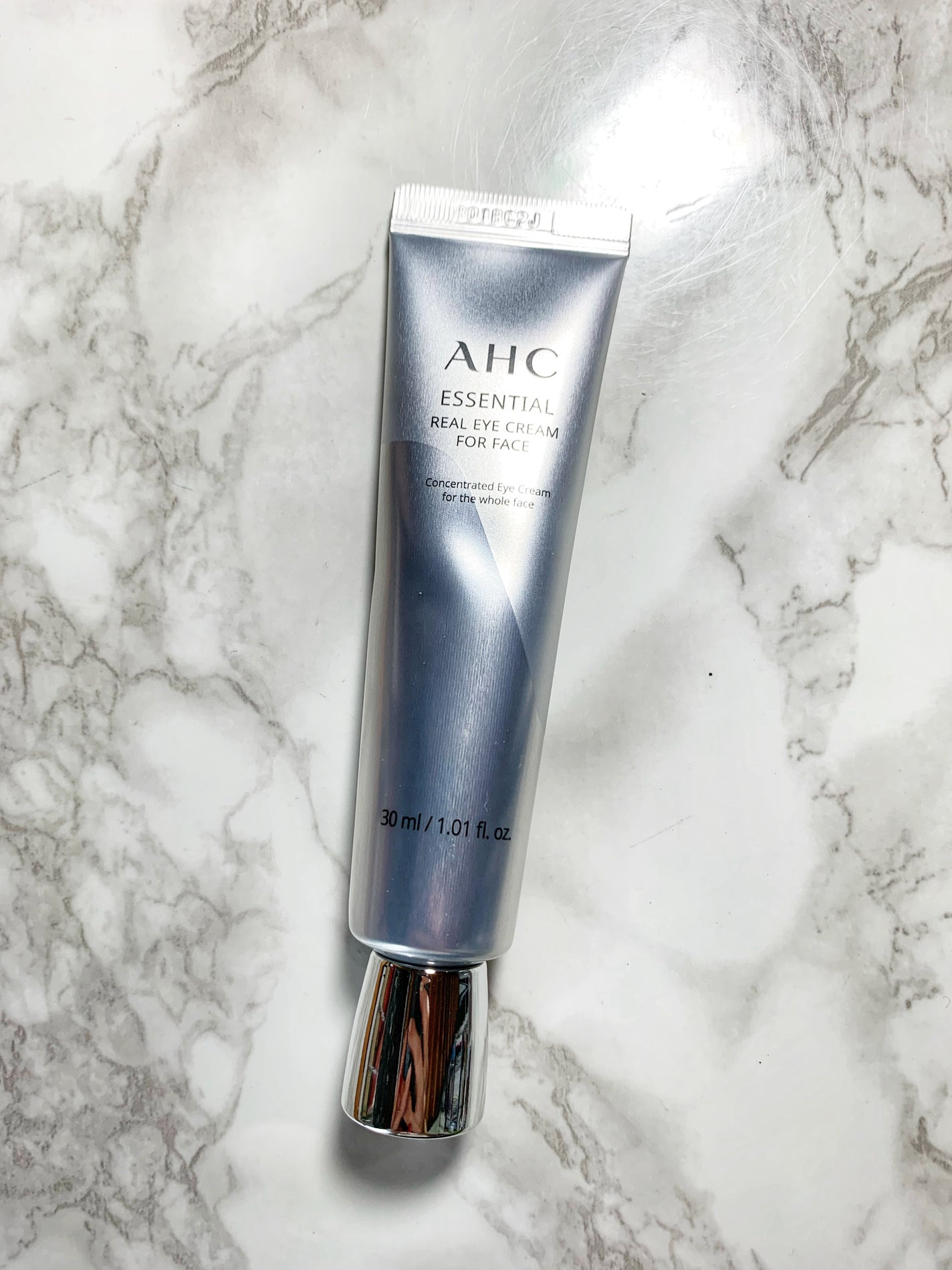 エッセンシャル リアル アイクリーム フォーフェイス/AHC/アイケア・アイクリームを使ったクチコミ(2枚目)