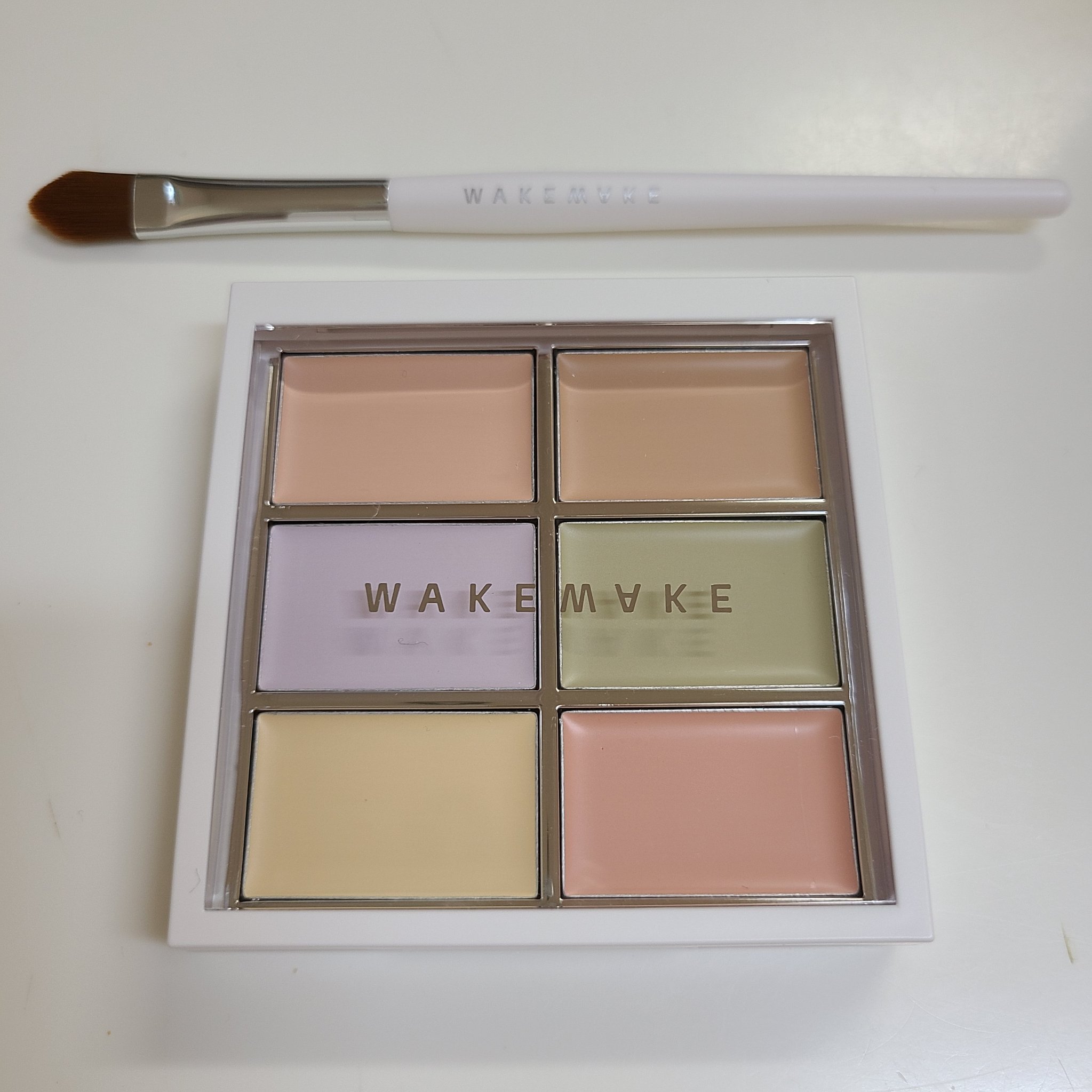 WAKEMAKE ディファイニングカバーコンシールフィットパレット 01 LIGHT

メガワリで買いました。

くすみや赤身を消して、均一な肌に仕上げたいと
思い買いました。

では👋

 #Qoo10メガ割 