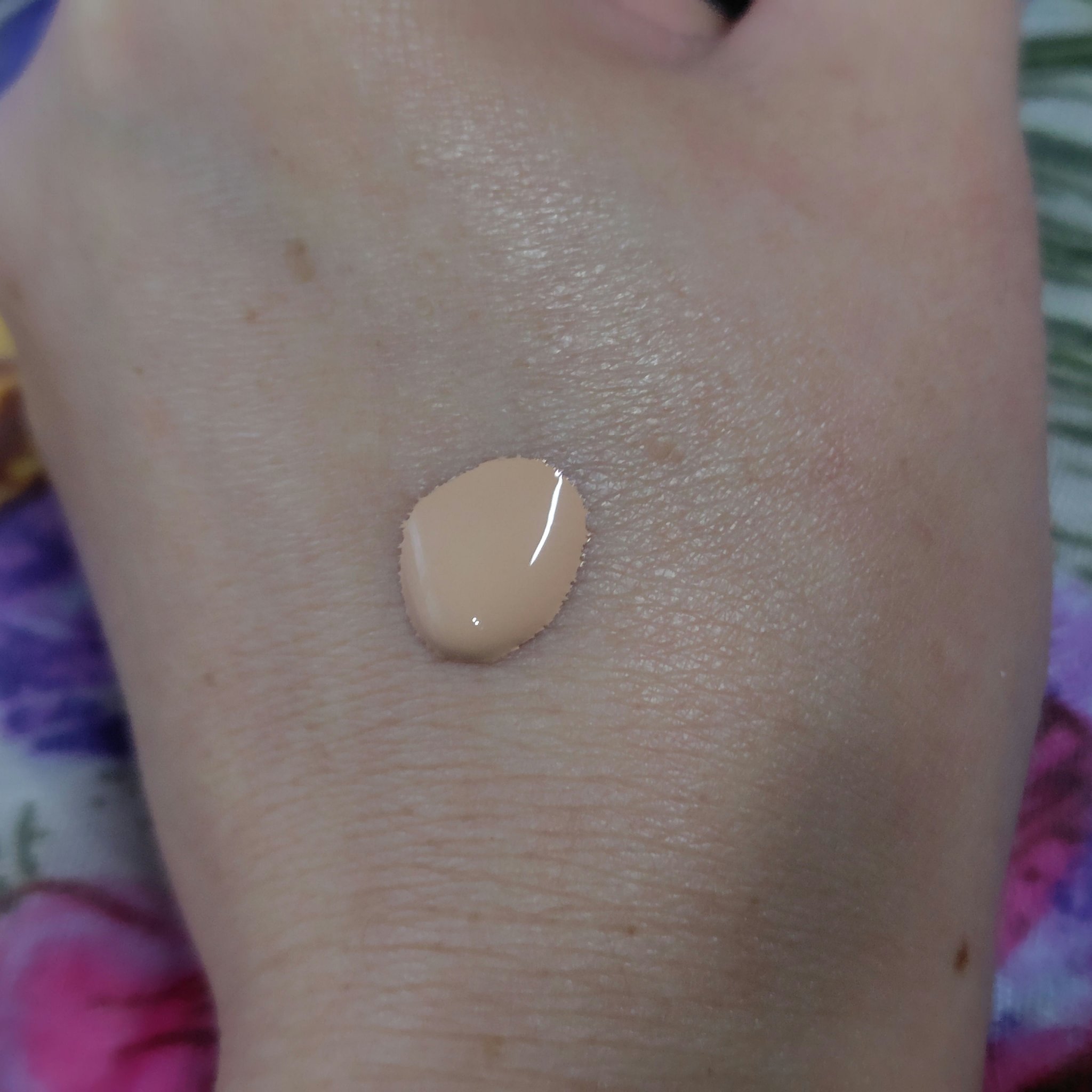 オールアワーズ リキッド LC4/YVES SAINT LAURENT BEAUTE/リキッドファンデーションを使ったクチコミ（3枚目）