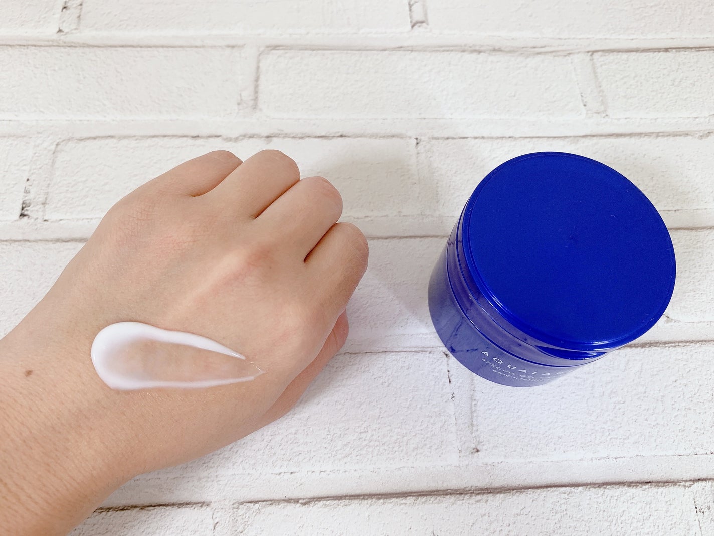 スペシャルジェルクリーム EX (ブライトニング) /アクアレーベル/オールインワン化粧品を使ったクチコミ(6枚目)