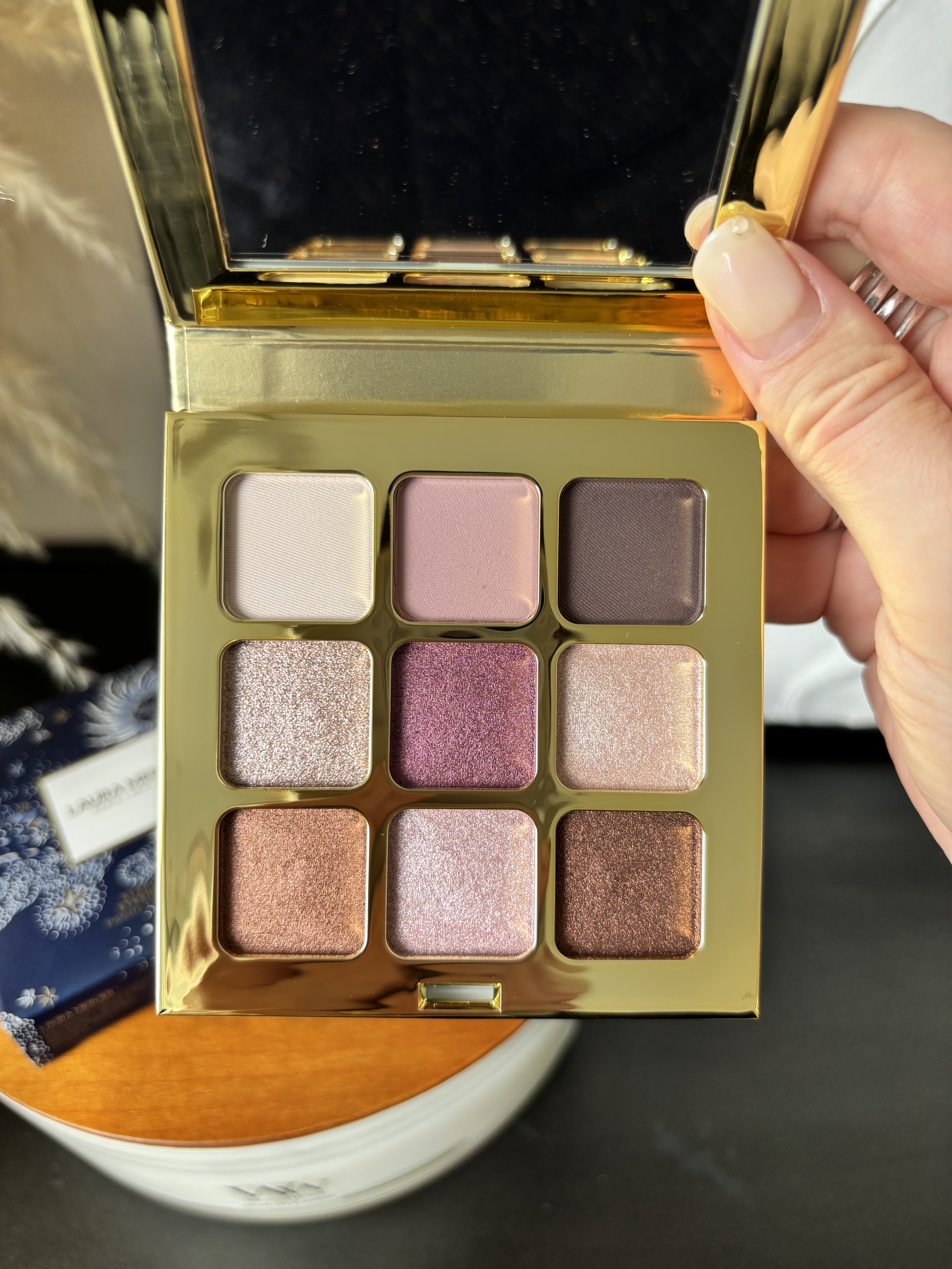 スターライト ドリームス アイシャドウ パレット /ローラ メルシエ/アイシャドウパレットを使ったクチコミ（2枚目）