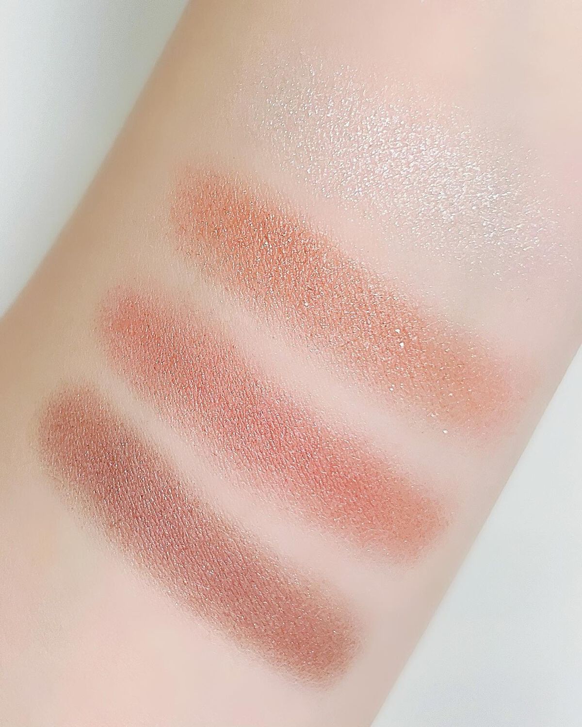 シルキースフレアイズ/キャンメイク/アイシャドウパレットを使ったクチコミ(4枚目)