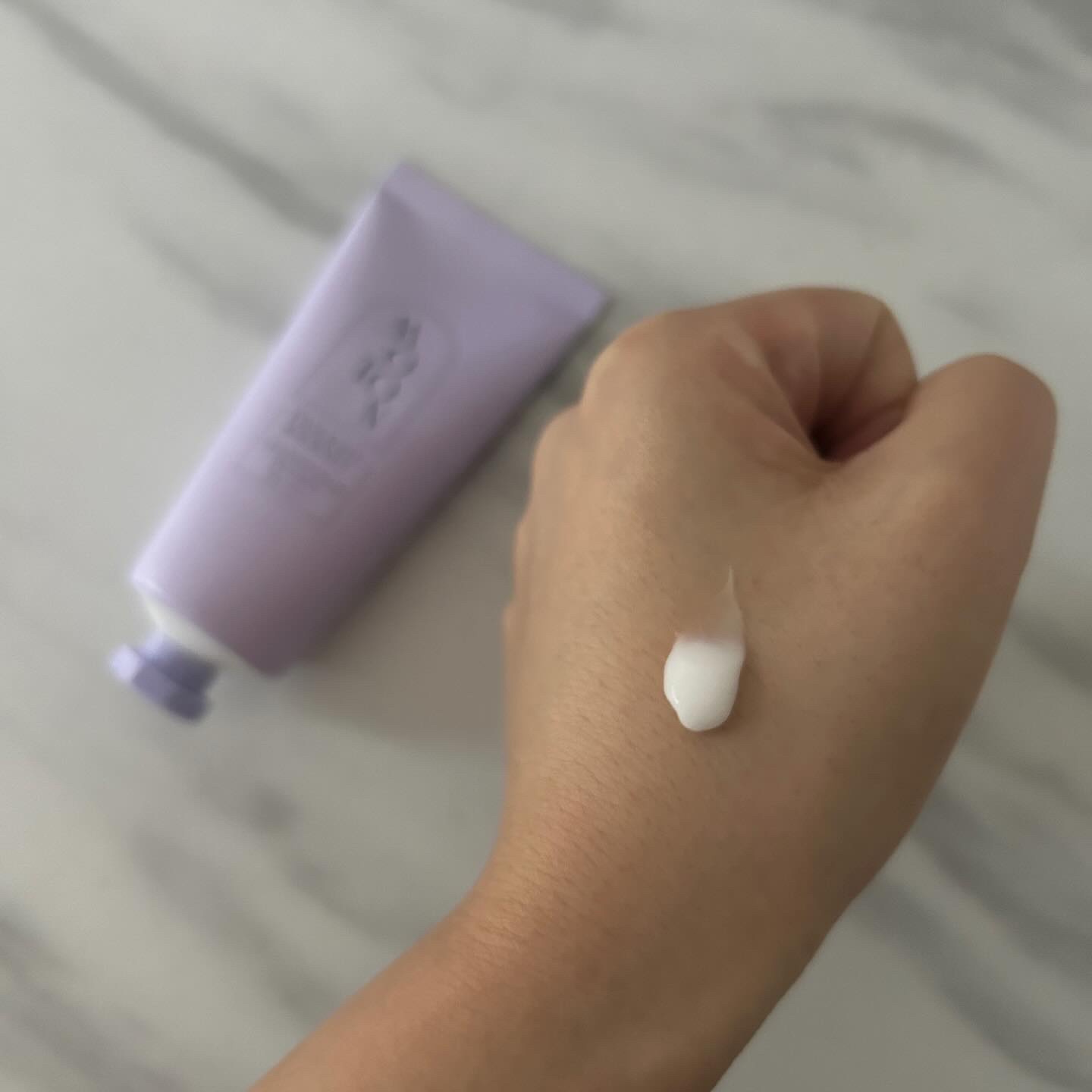 シルクハンドクリーム TWILIGHT JOURNEY/MOTON/ハンドクリームを使ったクチコミ（2枚目）