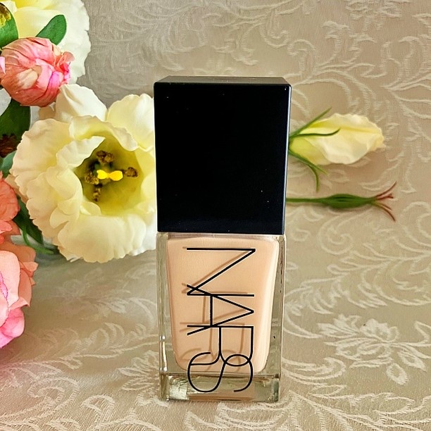 ライトリフレクティング ファンデーション 02166/NARS/リキッドファンデーションを使ったクチコミ（2枚目）