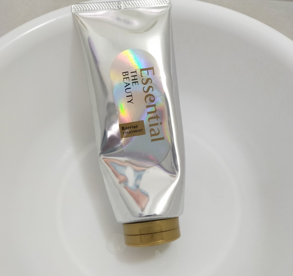 髪のキメ美容バリアトリートメント/エッセンシャル/洗い流すヘアトリートメントを使ったクチコミ（3枚目）