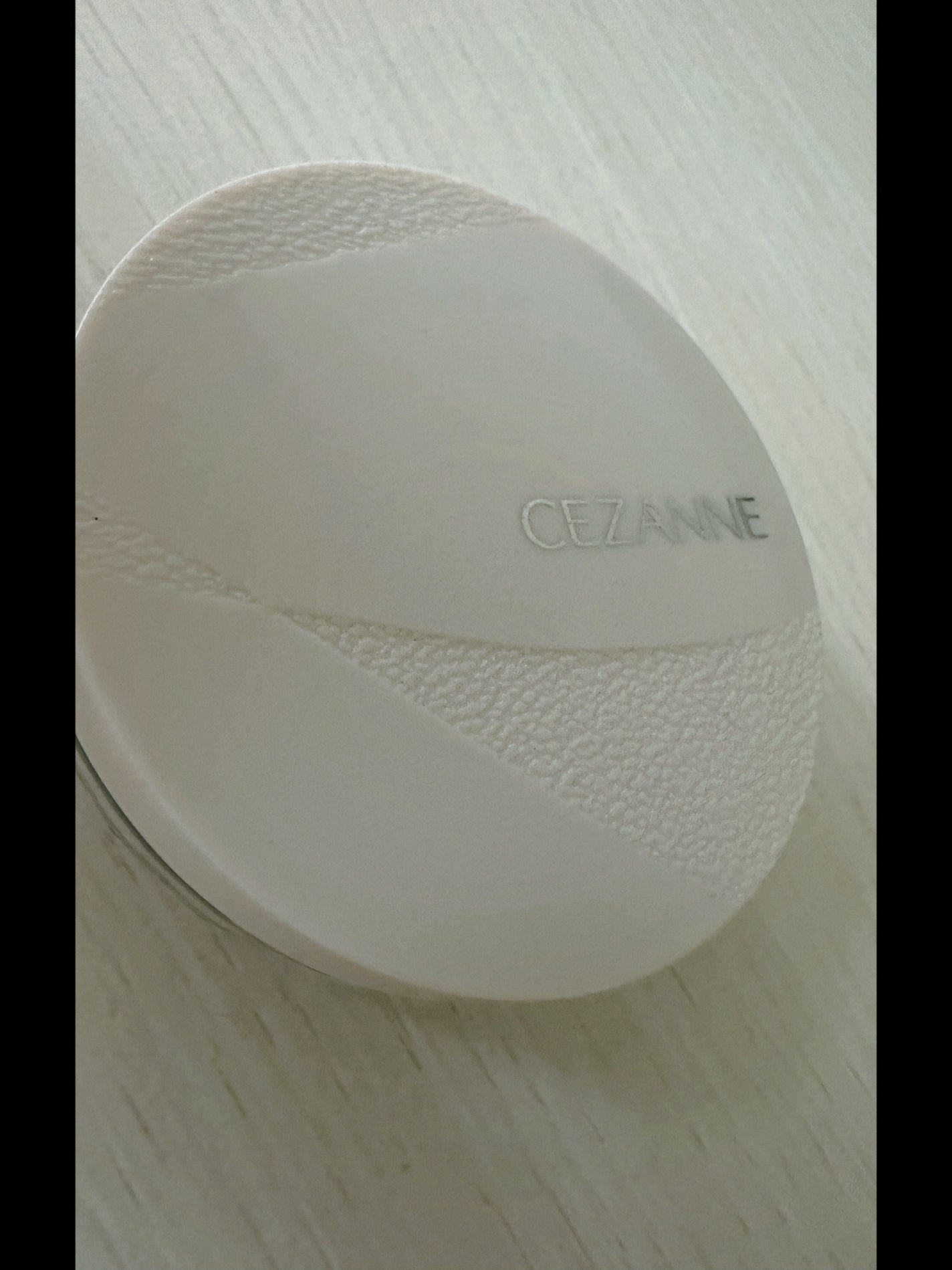 UVクリアフェイスパウダー/CEZANNE/プレストパウダーを使ったクチコミ(1枚目)