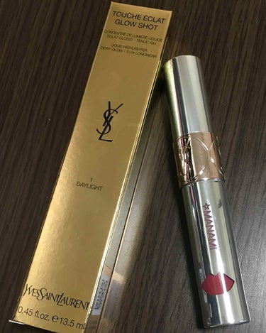 ⭐購入品⭐
YSL ヴォリュプテ ウォーター カラーバーム10

色持ちは凄い良いとは言えませんが
色味は気に入りました🎵
塗る先端が唇の形になってて可愛いです💓
公式で買ったので名前も入れてもらえまし