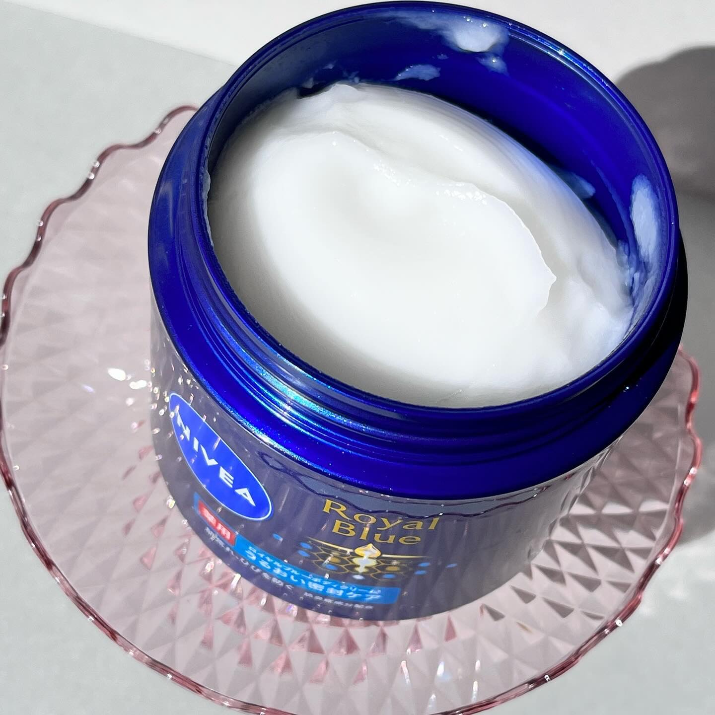 ニベア ロイヤルブルーボディクリーム うるおい密封ケア/ニベア/ボディクリームを使ったクチコミ（2枚目）