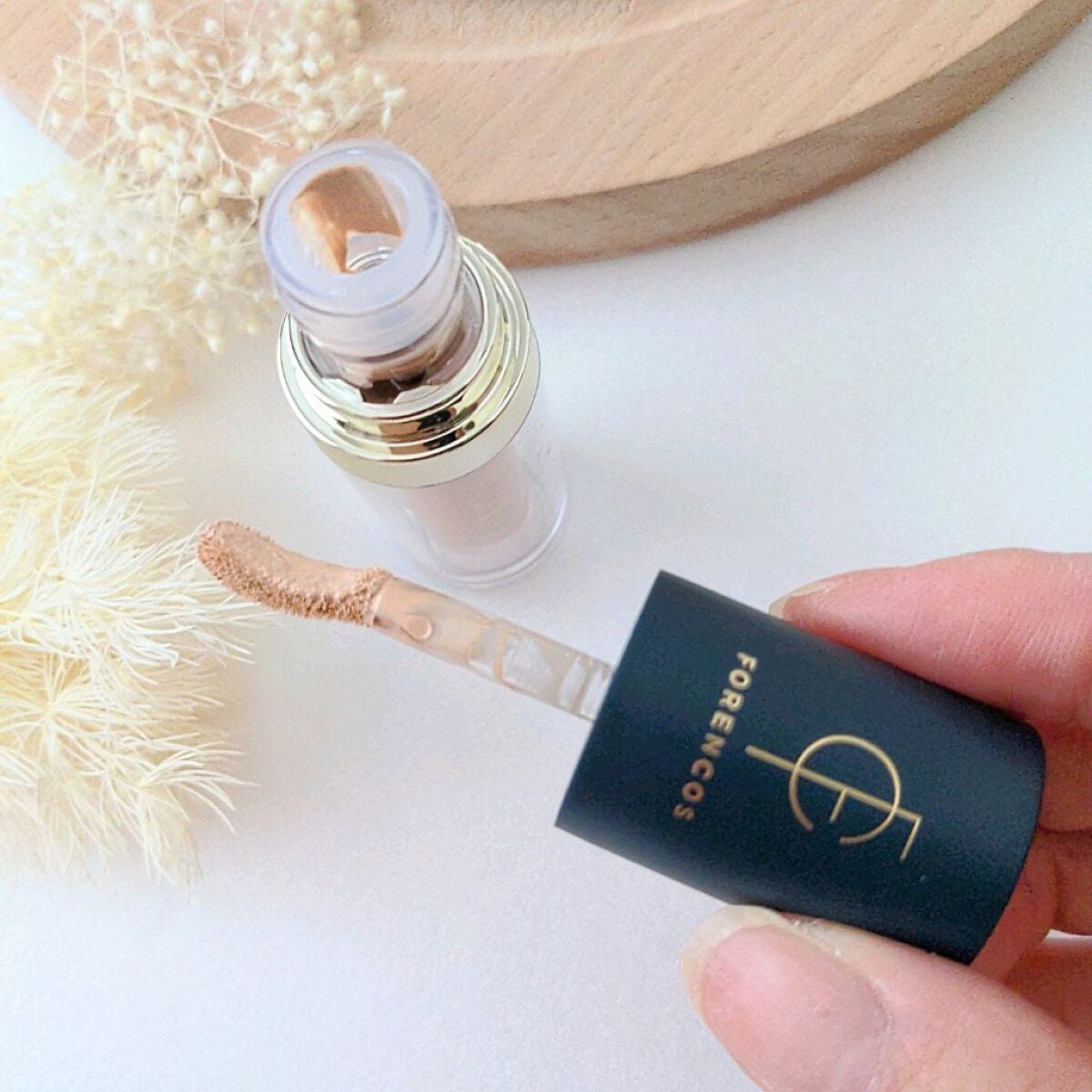 タトゥーウォータープルーフスカーコンシーラー/フォレンコス/リキッドコンシーラーを使ったクチコミ(2枚目)