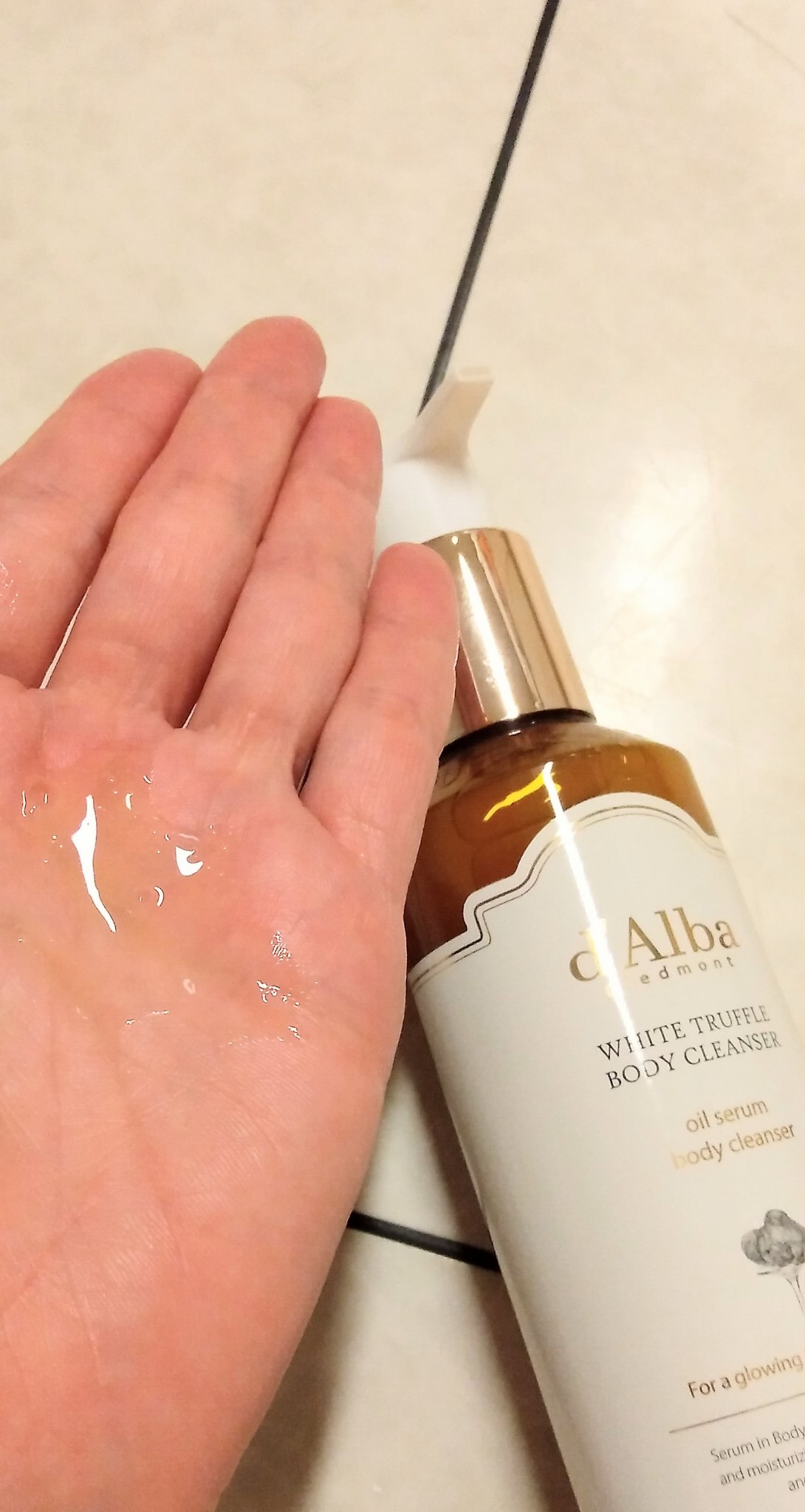 ホワイトトリュフオイルセラムボディクレンザー/ダルバ/インバスケアを使ったクチコミ（2枚目）