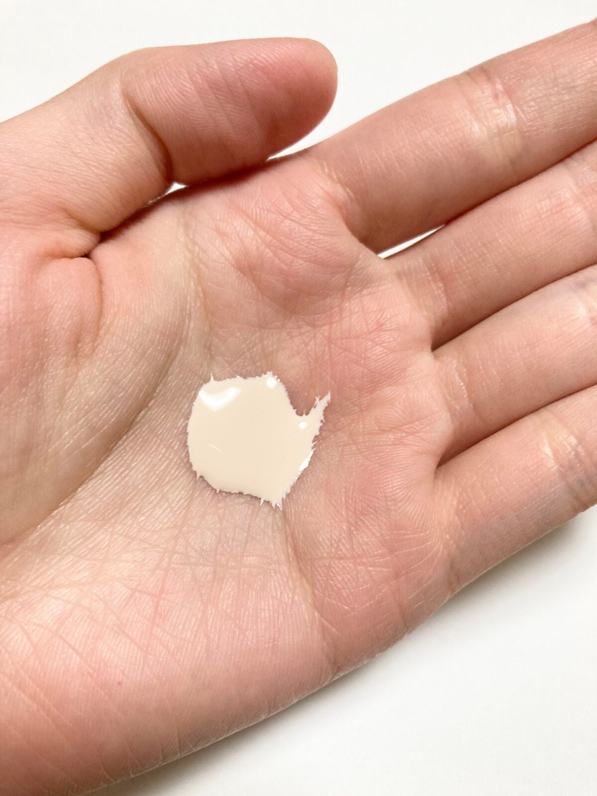 オイルコントロール ミルク /ナチュラグラッセ/化粧下地を使ったクチコミ(3枚目)