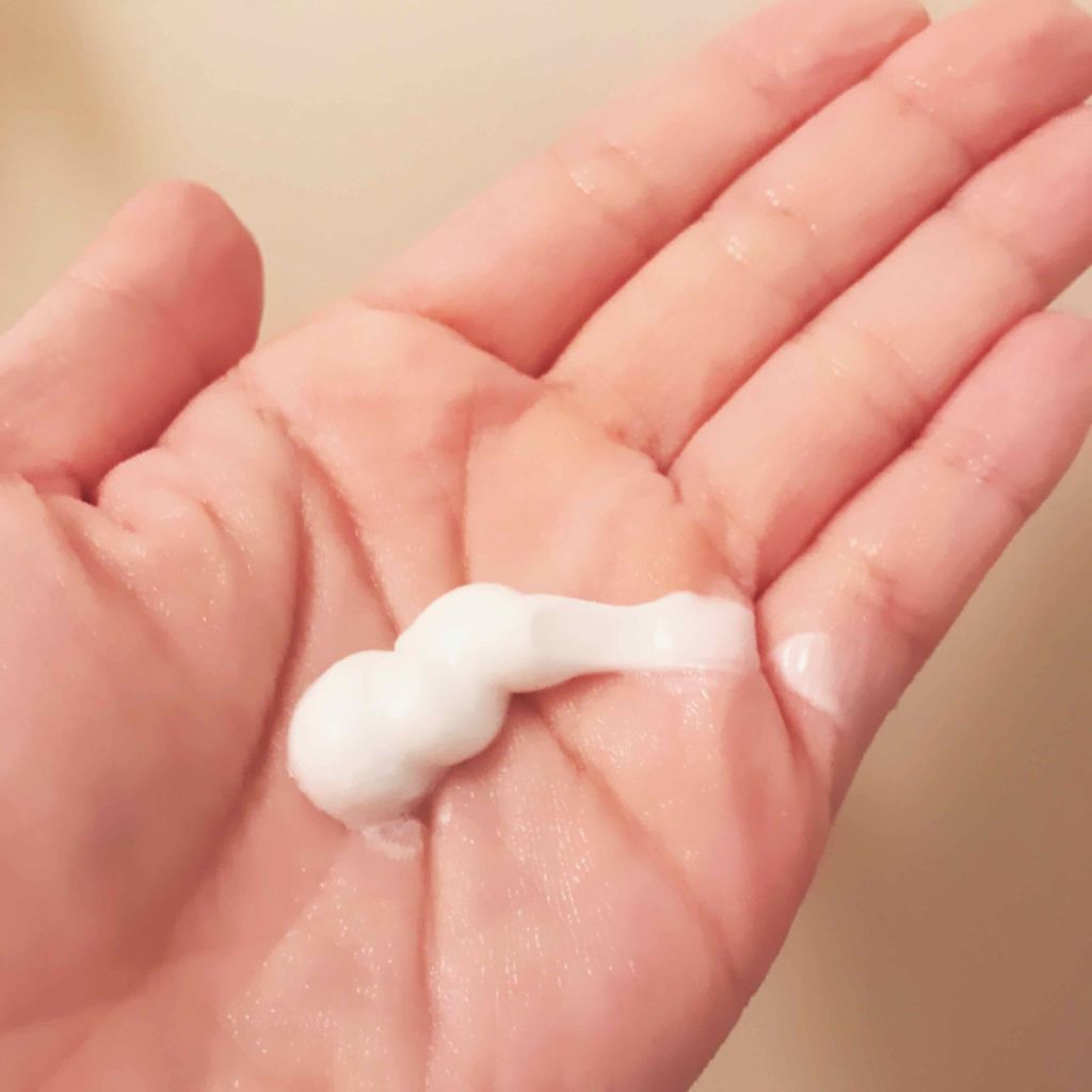 ニベア クリアビューティー洗顔料 くすみクリア美肌/ニベア/洗顔フォームを使ったクチコミ(2枚目)