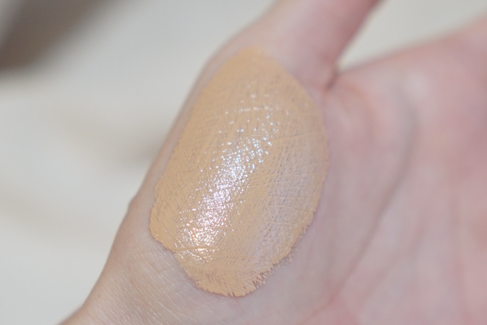 RMK リクイドファンデーション フローレスカバレッジ 102/RMK/リキッドファンデーションを使ったクチコミ（3枚目）