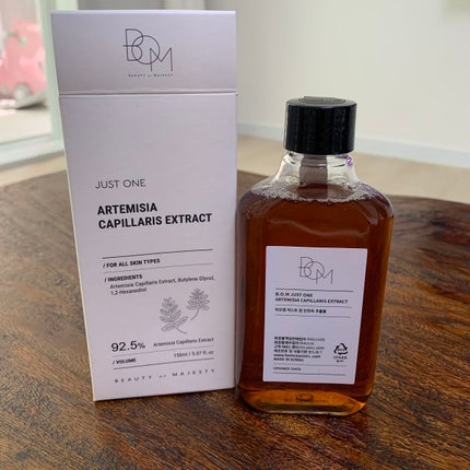 JUST ONE ヴィーガンエッセンス カワラヨモギ花エキス/BOM/化粧水を使ったクチコミ(1枚目)