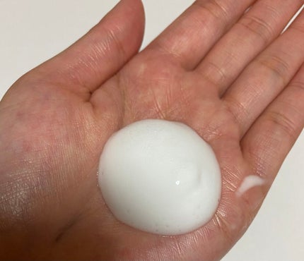 ベースケア セラム<土台美容液>ハローキティコラボ限定デザイン/SOFINA iP/美容液を使ったクチコミ(2枚目)