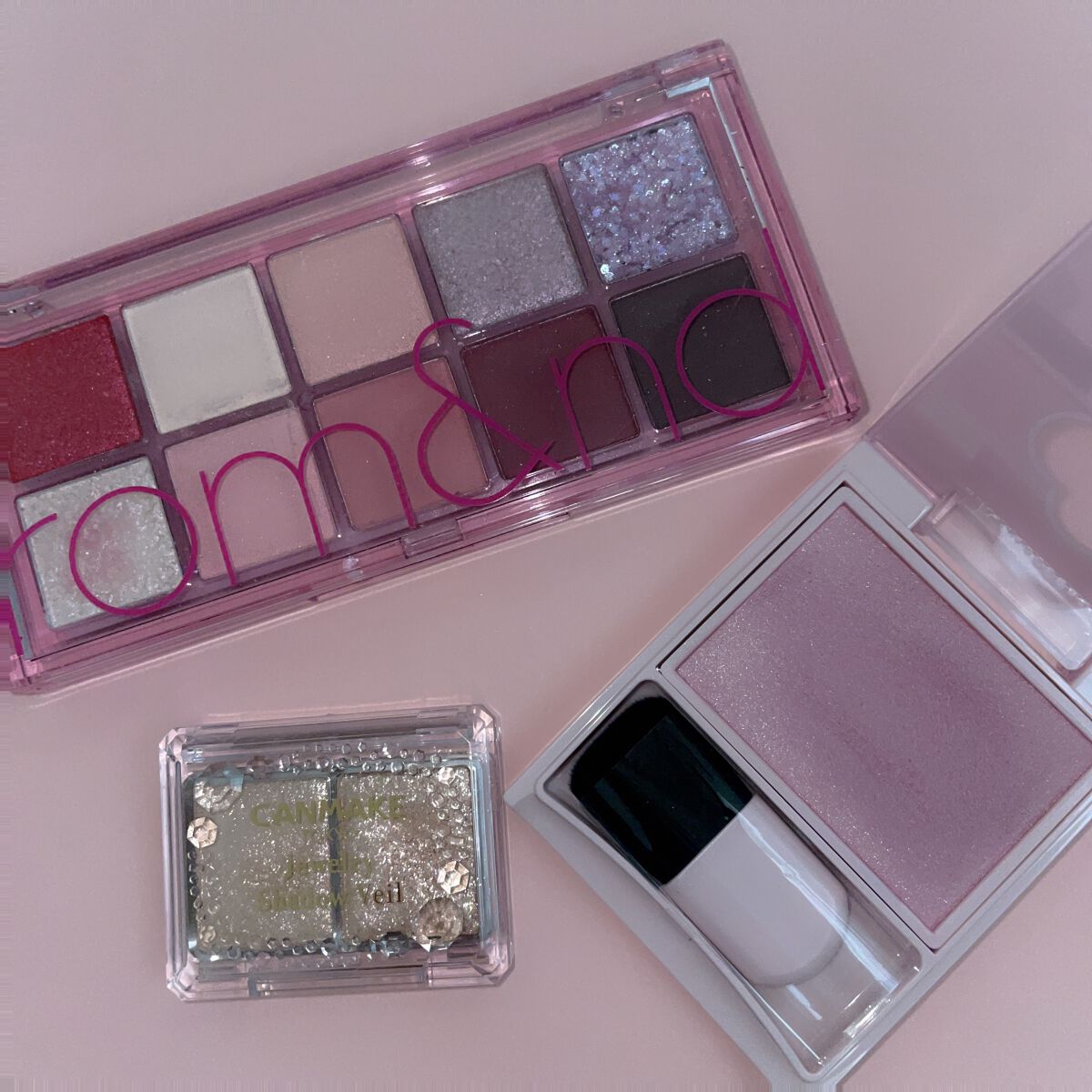 パウダーブラッシュ/DAISY DOLL by MARY QUANT/パウダーチークを使ったクチコミ（2枚目）