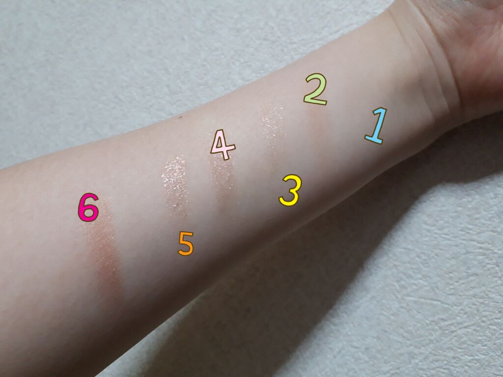 ムードアップパーティ パレット 2019 Holiday Limited Edition/innisfree/メイクアップキットを使ったクチコミ（3枚目）