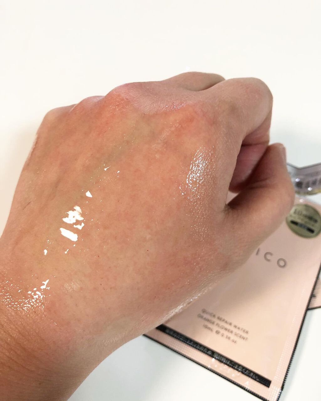 プレミアムイオン クイックリペアウォーター （毛髪美容補修水）/IONICO/洗い流すヘアトリートメントを使ったクチコミ（3枚目）