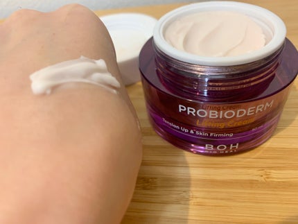 プロバイオダーム リフティング クリーム/BIOHEAL BOH/フェイスクリームを使ったクチコミ(2枚目)