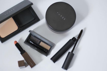 プリスティーンコンプレクションパウダーファンデーション/THREE/パウダーファンデーションを使ったクチコミ(3枚目)