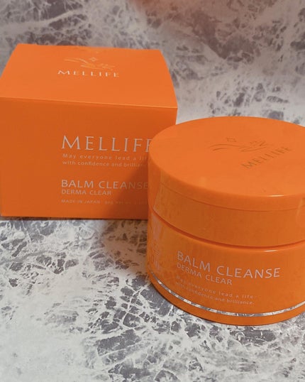 Bchan on LIPS 「メリフの商品使ってみたよ🎶付属についてあるスパチュラで適量手に..」(1枚目)