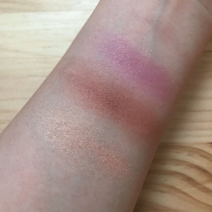 シャドーカスタマイズ/MAJOLICA MAJORCA/単色アイシャドウを使ったクチコミ(2枚目)