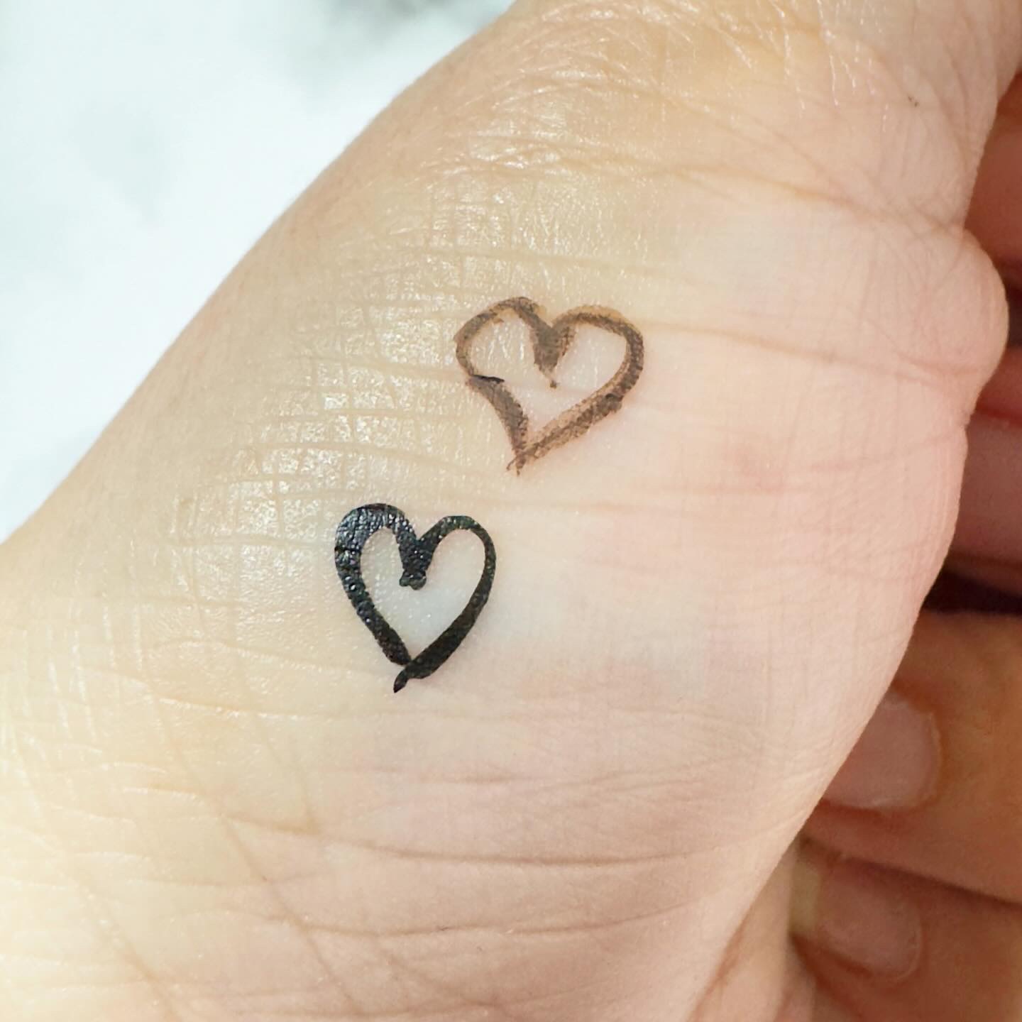 リキッドブラシペンアイライナー/SISTER ANN/リキッドアイライナーを使ったクチコミ（3枚目）