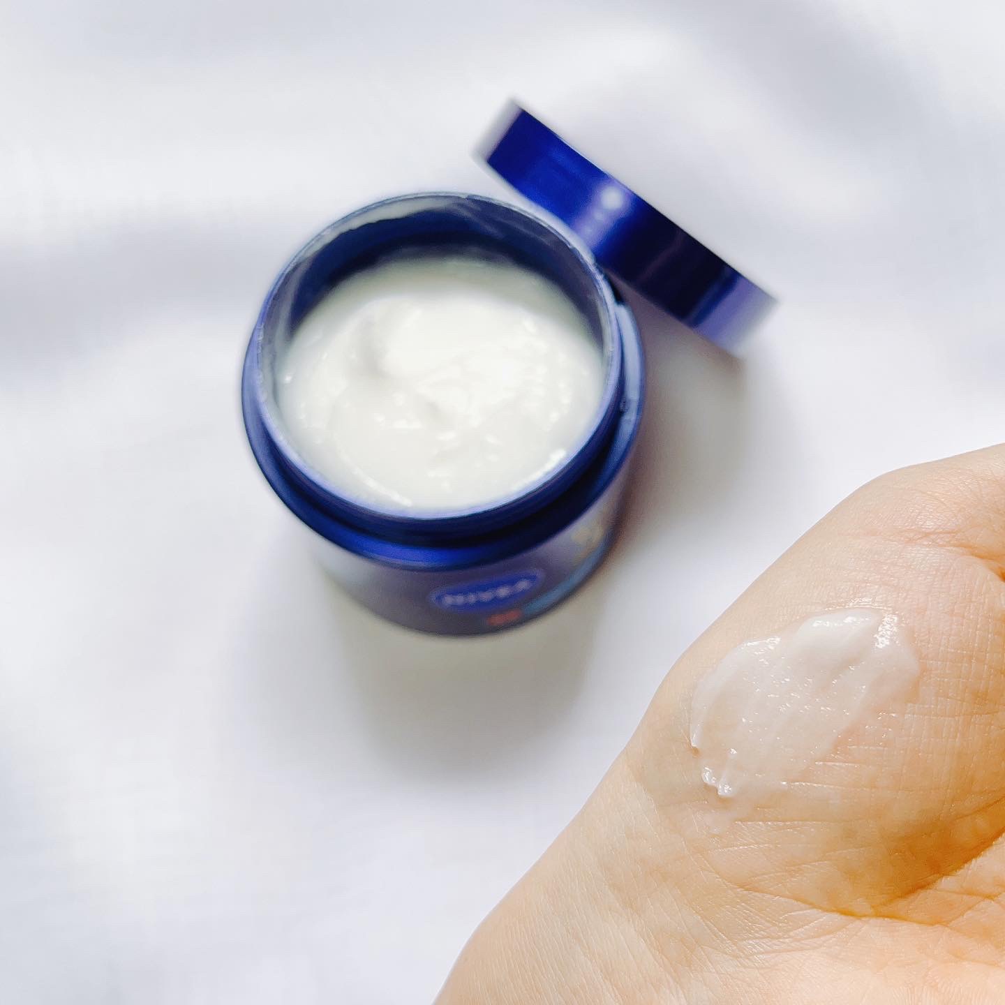 ニベア ロイヤルブルーボディクリーム うるおい密封ケア/ニベア/ボディクリームを使ったクチコミ（3枚目）