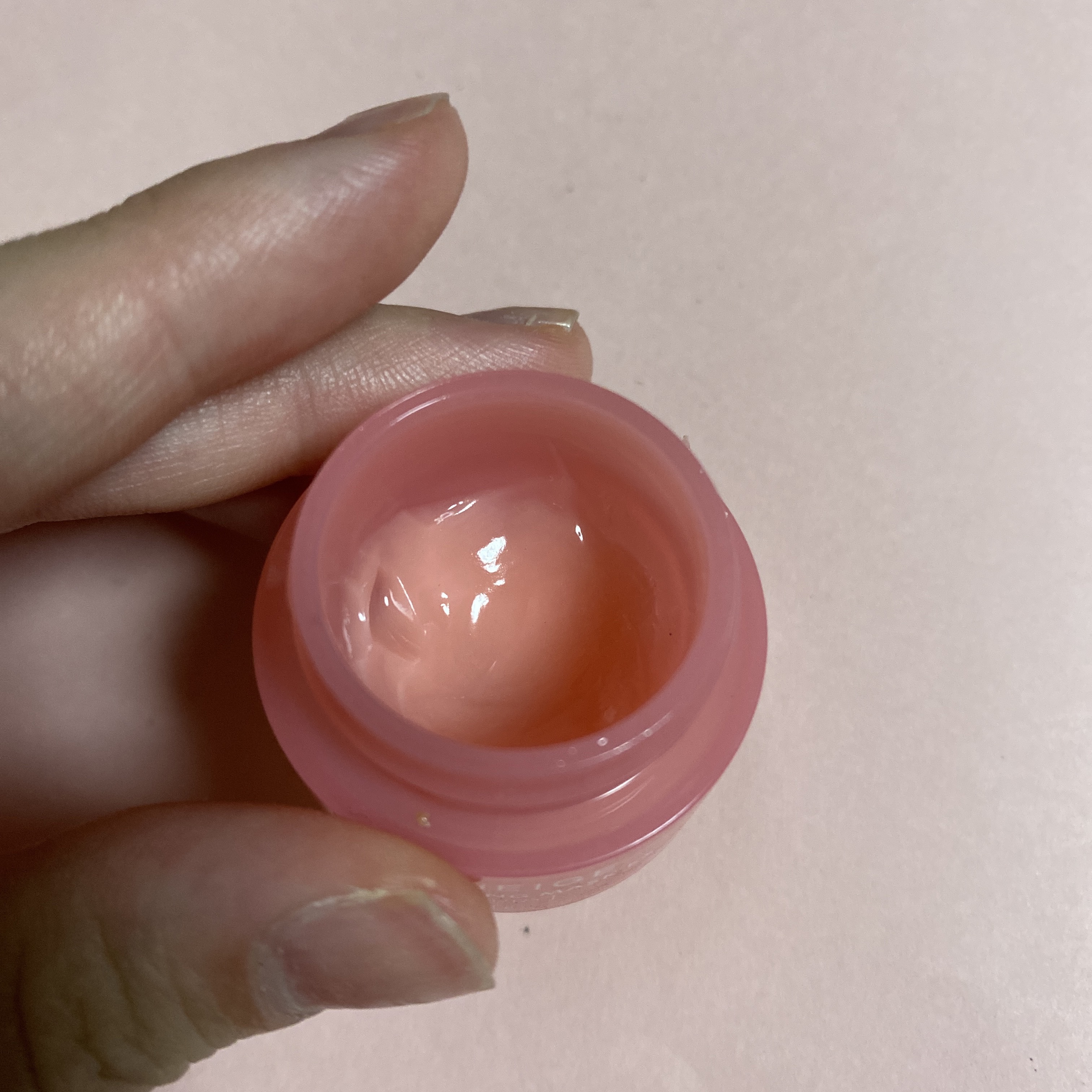 リップスリーピングマスク/LANEIGE/リップバームを使ったクチコミ（2枚目）