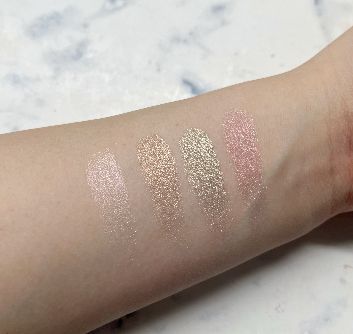 ディオール バックステージ フェイス グロウ パレット/Dior/ハイライトを使ったクチコミ(2枚目)