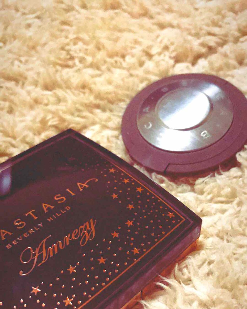 Shimmering Skin Perfector® Pressed Highlighter Mini/BECCA/パウダーハイライトを使ったクチコミ(2枚目)