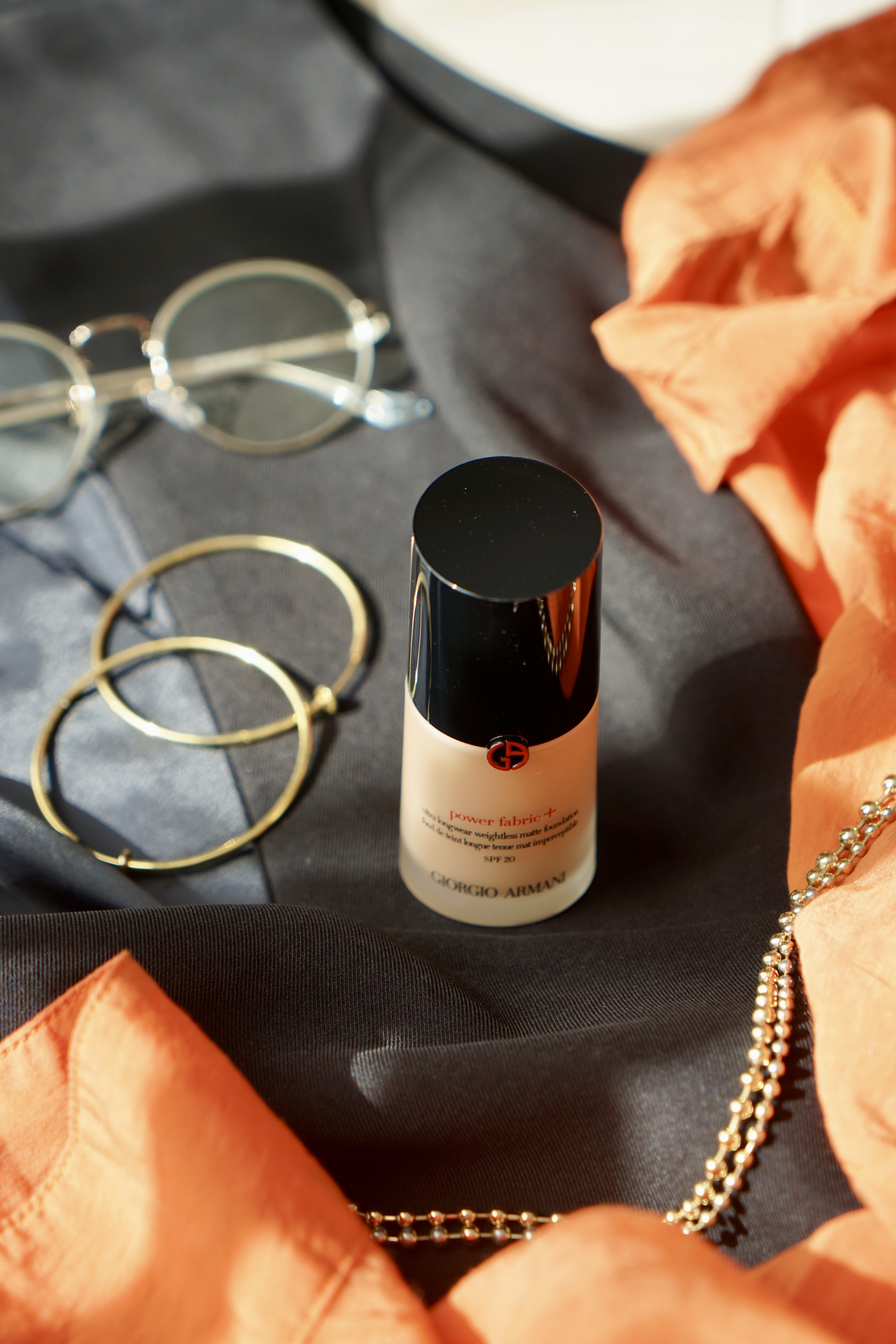 ジョルジオ アルマーニ ビューティ パワー ファブリック ファンデーションのクチコミ「ちゃんとメイクをしたりちゃんと身だしなみを整えると
それだけでテンション上がるけど、
アルマー.....」（2枚目）