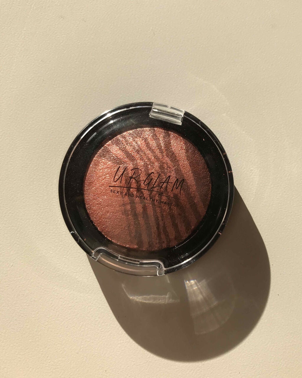 UR GLAM EYE & CHEEK COLOR/U R GLAM/単色アイシャドウを使ったクチコミ(1枚目)