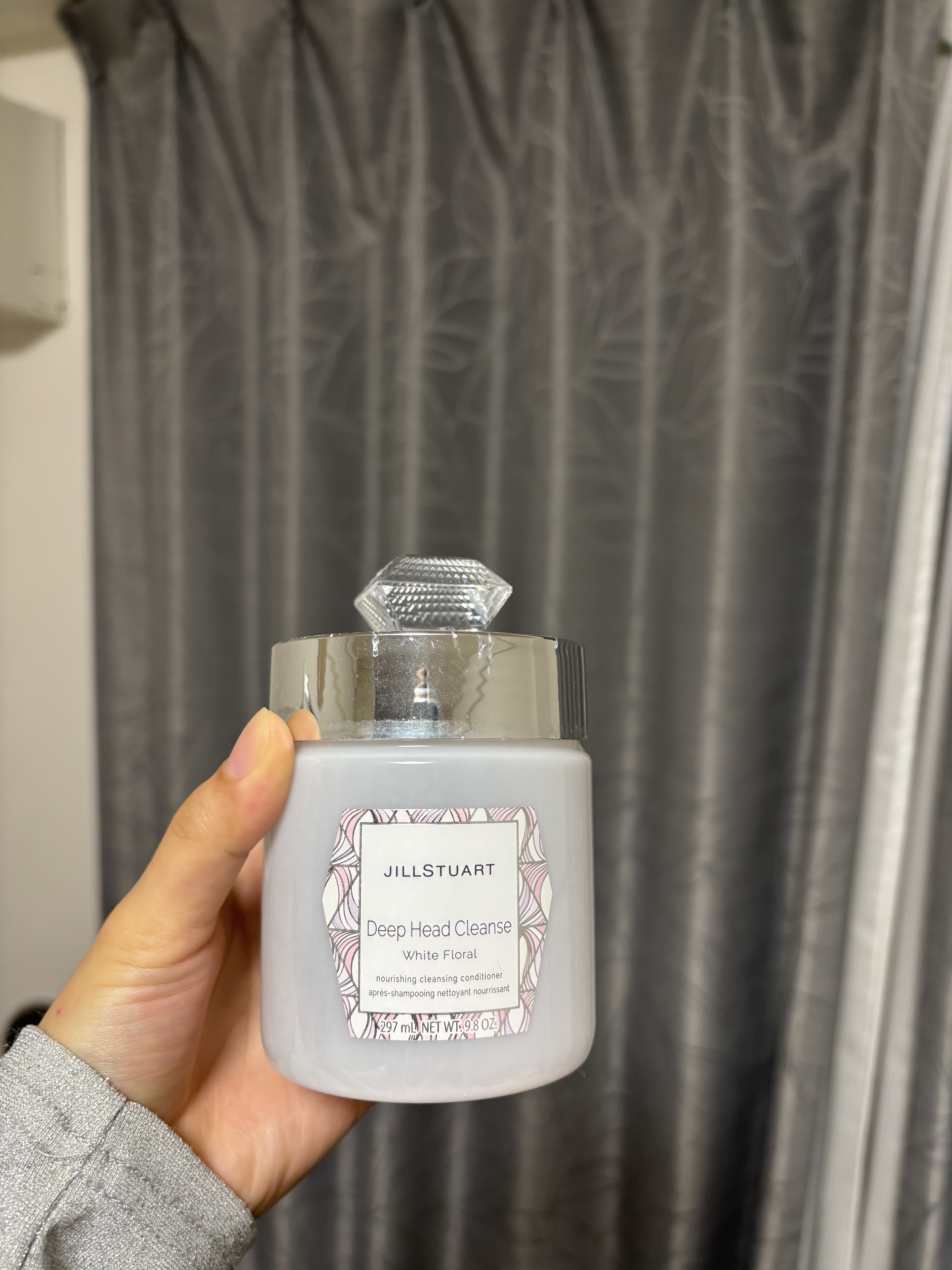 ディープ ヘッドクレンズ　ホワイトフローラル/JILL STUART/市販シャンプーを使ったクチコミ（1枚目）