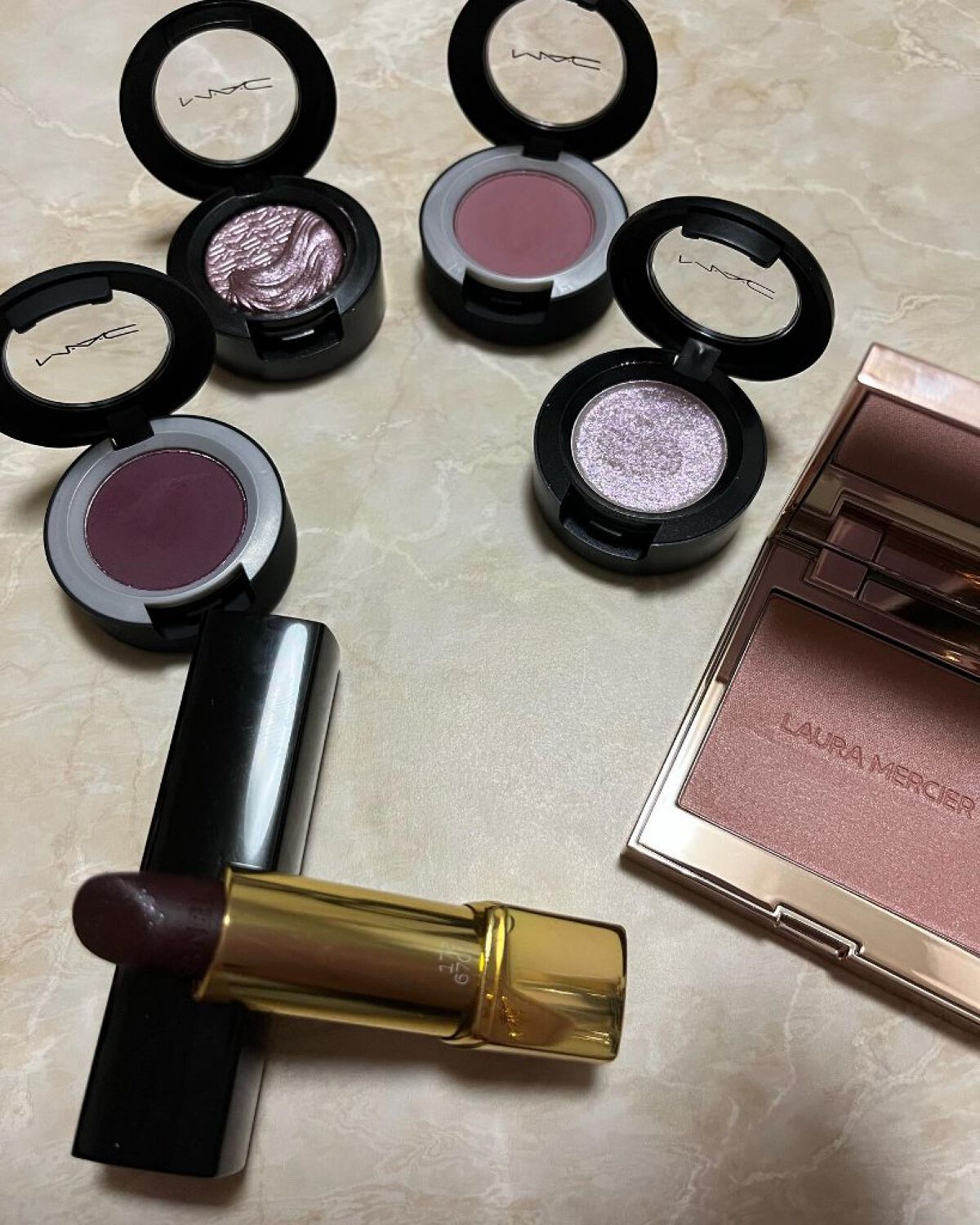 ルージュ アリュール ヴェルヴェット ラ コメット/CHANEL/口紅を使ったクチコミ（1枚目）