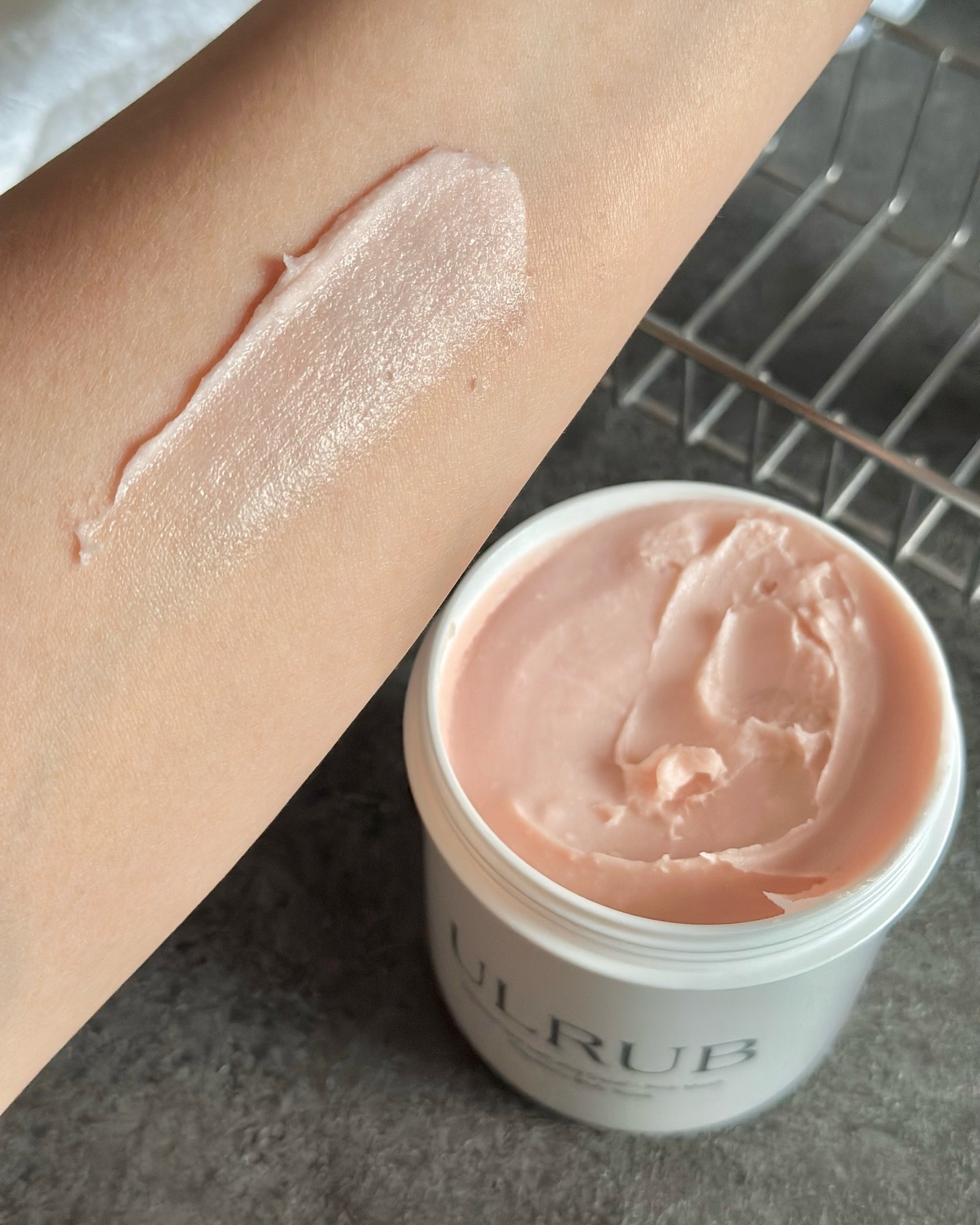 ボディスクラブ Pink Musk/ULRUB/ボディスクラブを使ったクチコミ（3枚目）