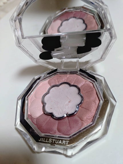 ジルスチュアート ブルームクチュール アイズ/JILL STUART/アイシャドウパレットを使ったクチコミ(1枚目)