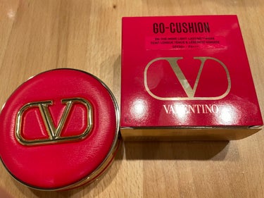 ヴァレンティノ ビューティ
GO クッション　LN 2


LIPSさんで当たりました！
嬉しい〜ファンデだー！！
しかもあのヴァレンティノ ビューティの…
定価10000円オーバーの諭吉ファンデです🥺