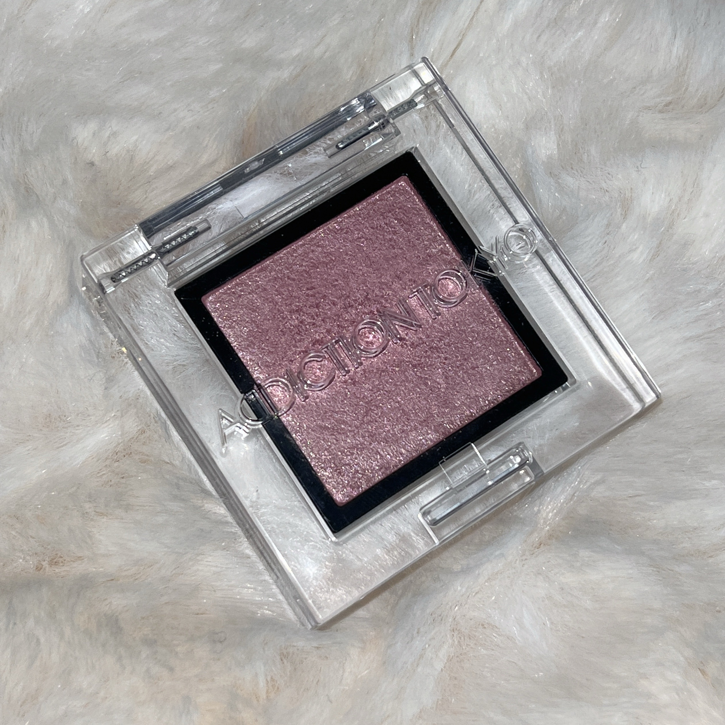 アディクション ザ アイシャドウ パール 013P Material Girl/ADDICTION/単色アイシャドウを使ったクチコミ（2枚目）