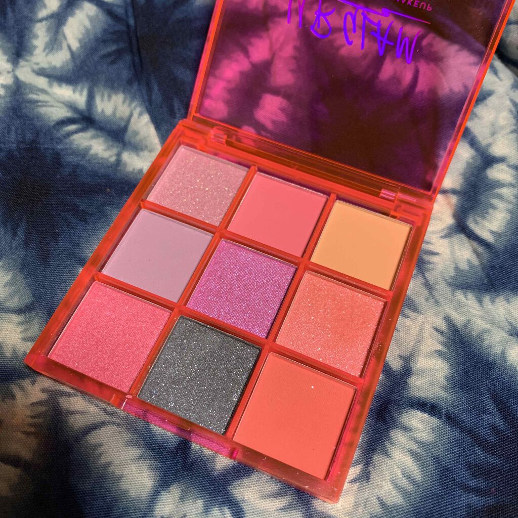 UR GLAM　BLOOMING EYE COLOR PALETTE 05/U R GLAM/アイシャドウパレットを使ったクチコミ（1枚目）