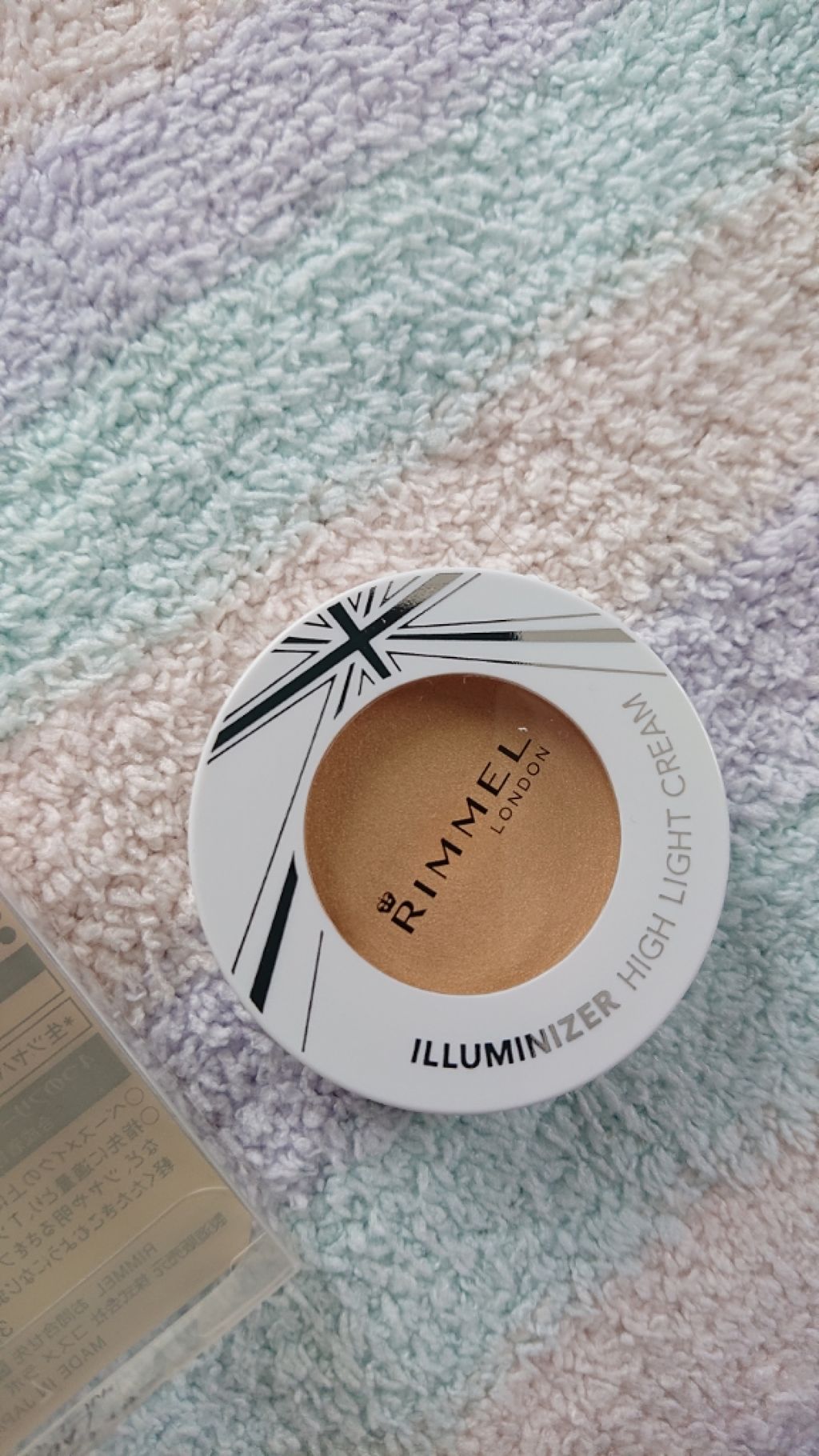 イルミナイザー/リンメル ロンドン/クリームハイライトを使ったクチコミ(1枚目)
