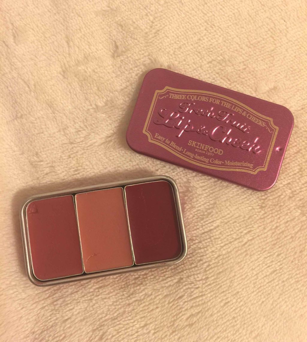 フレッシュフルーツ リップ&チーク トリオ/SKINFOOD/ジェル・クリームチークを使ったクチコミ(1枚目)