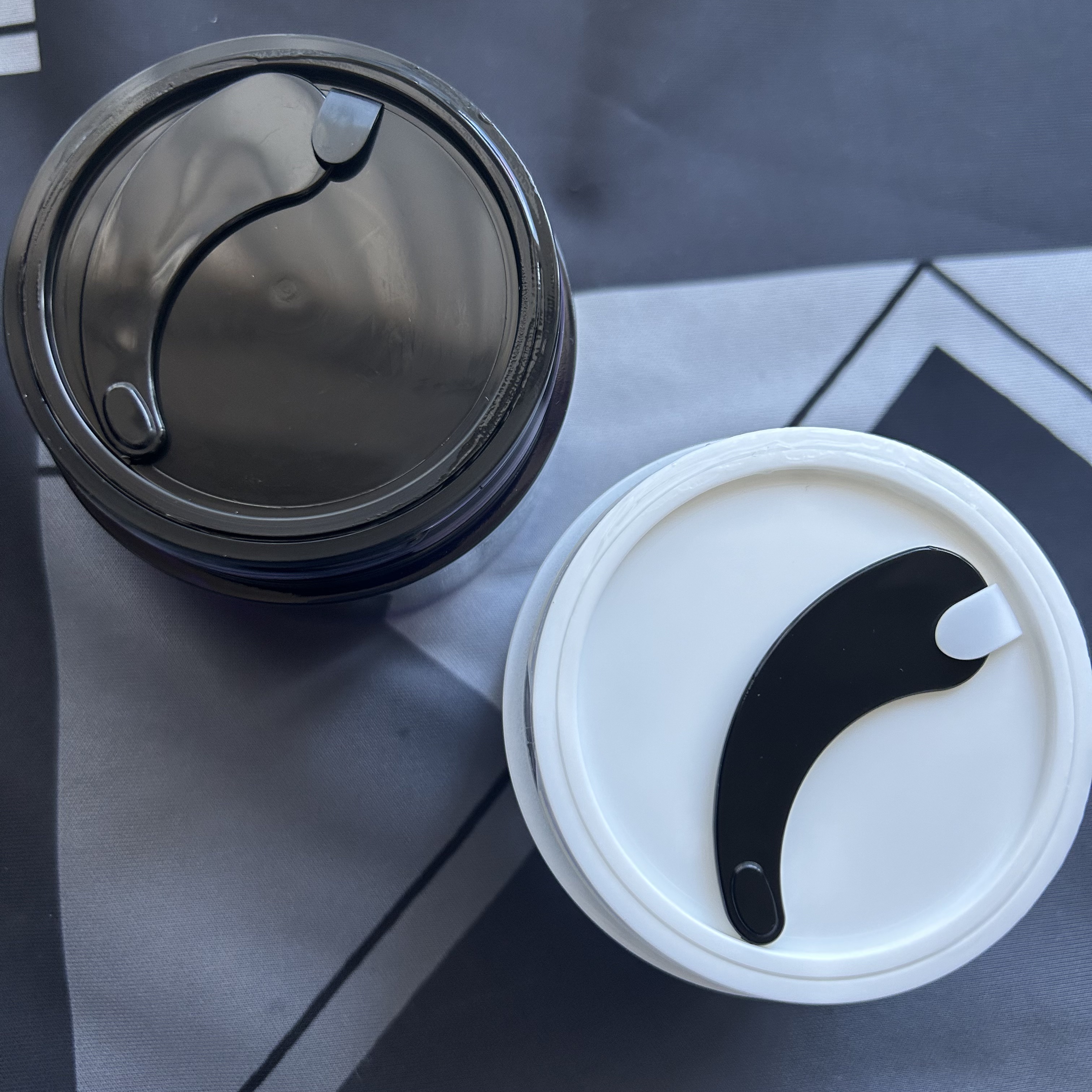 ホワイトデュアルクリーム/NEOGEN/フェイスクリームを使ったクチコミ（3枚目）